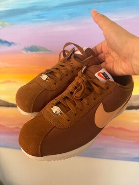 Nike Classic Cortez Suede Sneakers - Brown/Peach